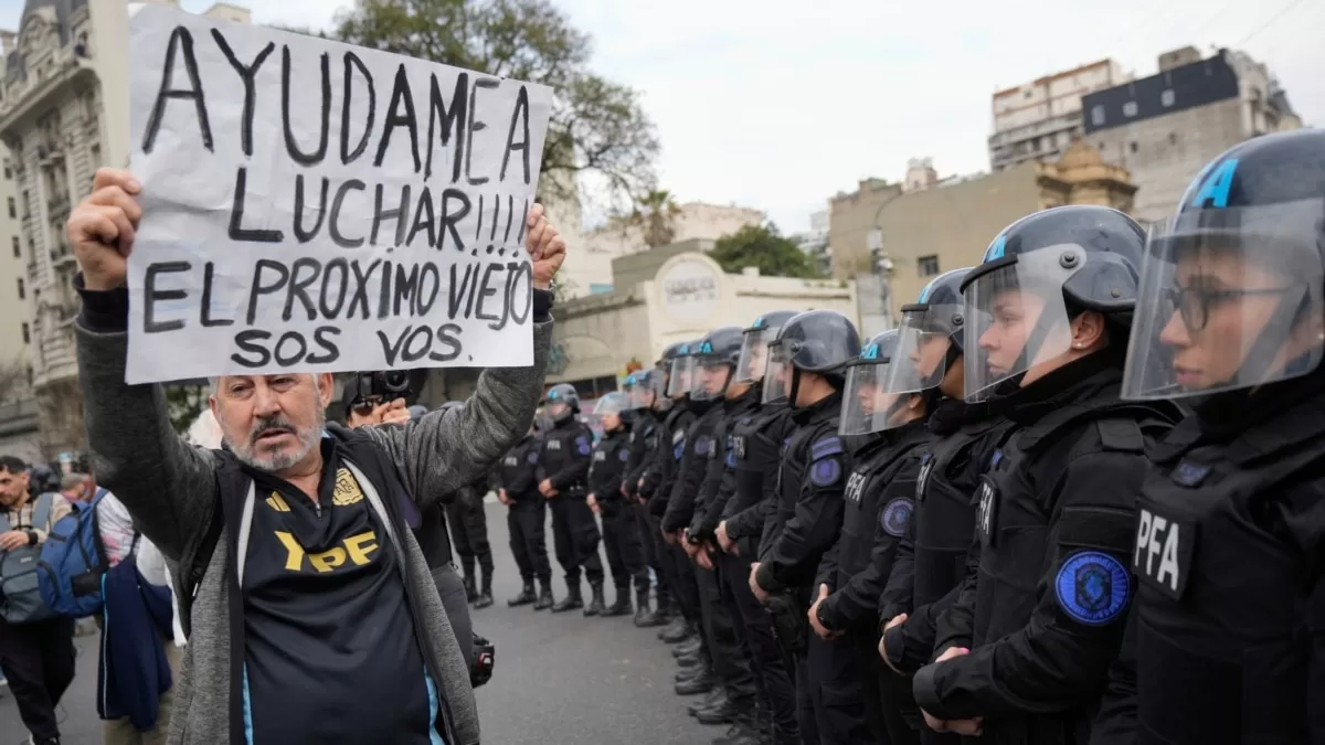 Milei se anota un triunfo al lograr que no prospere en el Congreso el aumento de las jubilaciones