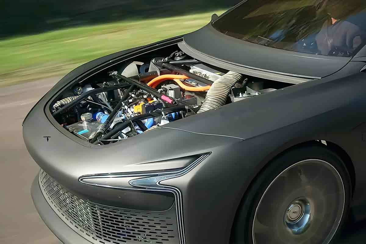 La Francesa Hopium Prueba En Condiciones Reales Su Coche Eléctrico De Hidrógeno De 1.000 Km De Autonomía