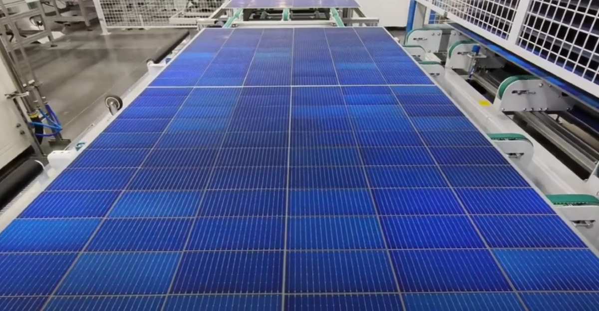 La Paquistaní Solar Asia Presenta Panel Solar De 730 W Garantizado Por 40 Años, Manteniendo Al Menos El 83 % De La Potencia Original