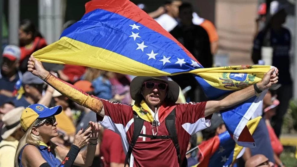 📰 Protestas en Venezuela y el mundo contra Maduro / Biden planea nuevas sanciones a Rusia / Armenia inicia proceso de adhesión a UE