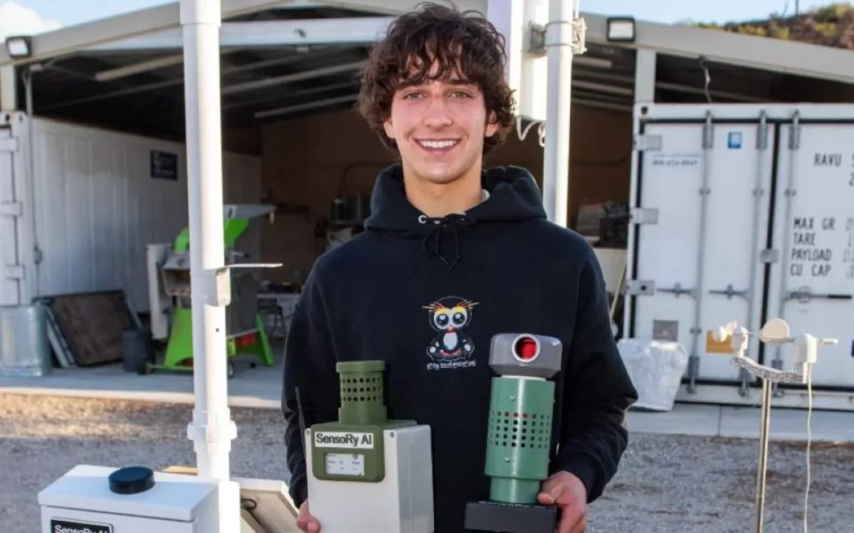 Estudiante de 17 años desarrolla innovador sensor con IA para detección temprana de incendios forestales, un sistema barato y escalable, con potencial para implementarse a nivel mundial