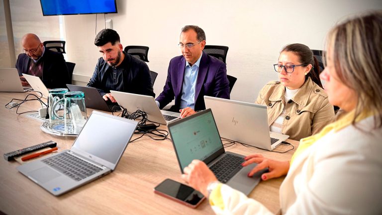 260212-Unos-400-mil-vallecaucanos-se-beneficiaran-con-regalias-1280