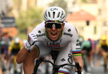 Ni las caídas detienen a Tadeg Pogacar: ganó brillantemente la Milán-San Remo (video)