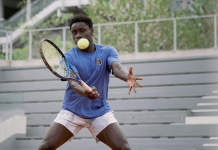 Él es Moise Kouame, la nueva joya del tenis de 17 años que sorprende en el Masters 1000 de Miami