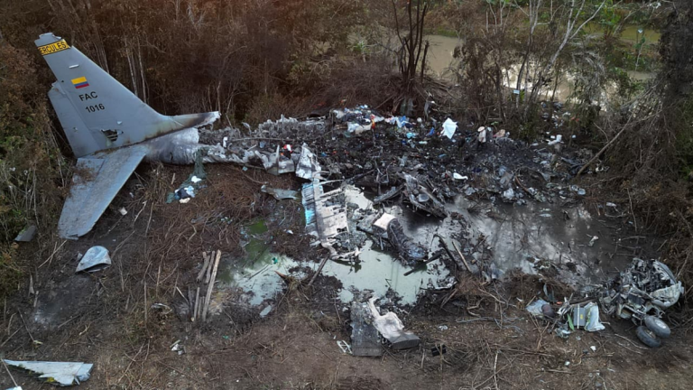 69c32cd9cd54b.r_d.742-229-0