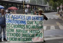 Agua para Siloé: Alcaldía de Cali y habitantes de la Comuna 20 pactan mesa técnica tras 10 horas de diálogo