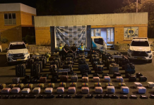 Les iban a pagar $ 10 millones por transportar 1,5 toneladas de drogas desde Cauca hasta Bogotá: así cayó el cargamento con dos detenidos