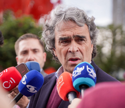 Sergio Fajardo le pidió a la Contraloría vigilar la ejecución de los 8.6 billones del estado de emergencia para evitar ‘uso político y electoral’