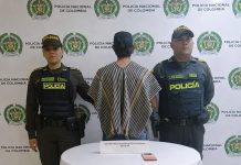 Capturado hombre que portaba celular reportado como hurtado