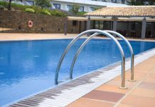 Mujer murió en una piscina durante presunta fiesta en Medellín: esto se sabe del fallecimiento y de la identidad de la joven
