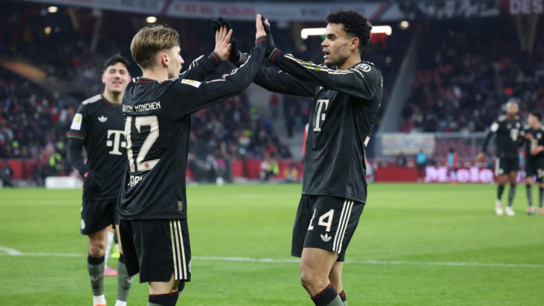 699c73120bdb2.r_d.649-405-0