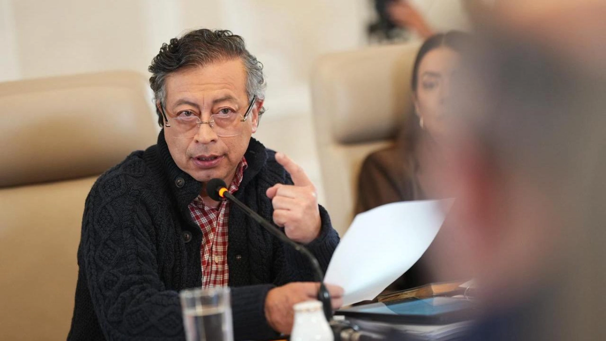 Presidente Gustavo Petro afirma que no acepta los resultados del preconteo tras la derrota de Iván Cepeda en primera vuelta