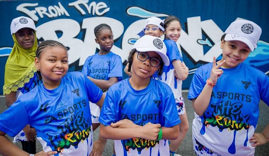 EA-SPORTS-FC-y-LALIGA-inauguran-una-cancha-comunitaria-en-el-sur-del-Bronx