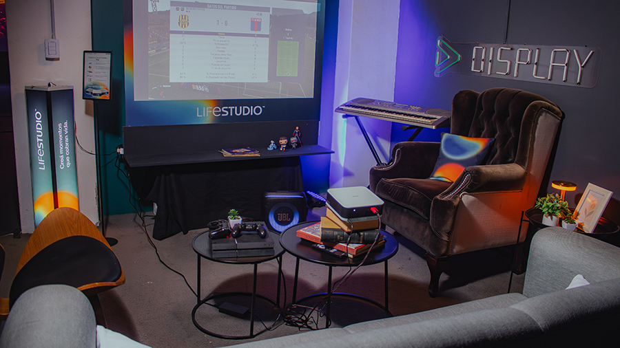 Epson-presenta-Lifestudio-su-nueva-linea-de-proyectores-smart-para-el-hogar-2