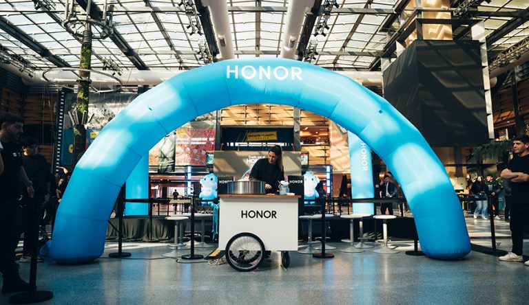 HONOR-amplia-su-catalogo-en-Argentina-con-el-Magic-8-Lite-nuevos-dispositivos-y-su-primera-HONOR-Experience-Zone-1