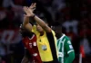 El Golo Controverso del Clásico: ¿Un Cambio de Juego que Invertió el Espórcio en Colombia?