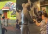 Turista derriba estatua en el Centro Histórico de Cartagena: alcalde exige reparación y crece el debate sobre la protección del patrimonio